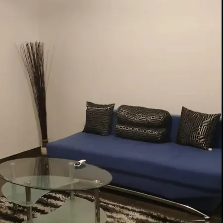 Moderne Gemuetliche In Der Naehe Von Porsche *